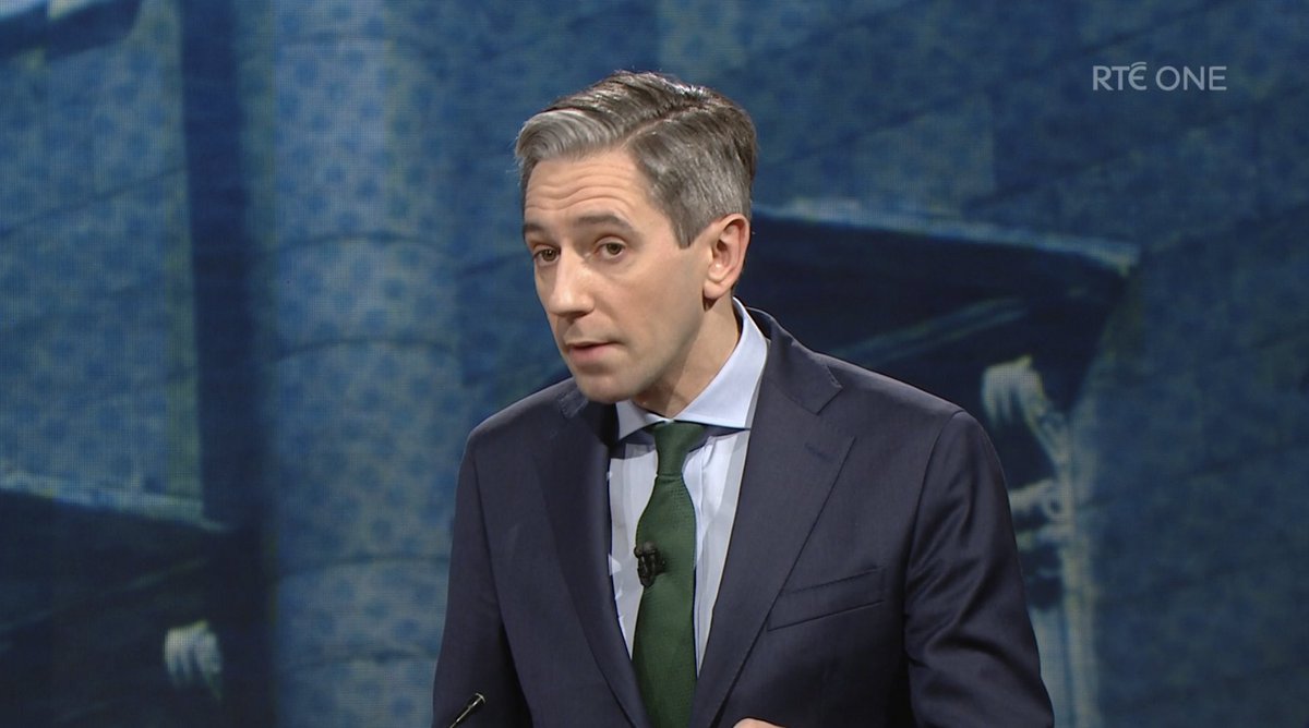 DrHaroldNews's tweet photo. "Miriam, who better to fix homelessness than the party who caused it?"

#leadersdebate https://t.co/Cf4xZM9gzB