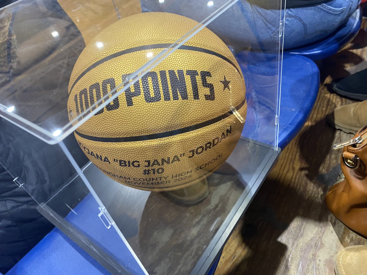 Tauretta McCray (@msrettared) on Twitter photo Historic moment <a href="/EffinghamAD/">Effingham County High School Athletics</a> ten years since a female basketball player hit this and <a href="/KyjanaJordan/">Kyjana jordan</a> achieved it! Hard work and dedication baby❤️💙<a href="/FAMU_WBB/">Florida A&M Women’s Basketball 🏀</a> <a href="/FloridaTechWBB/">Florida Tech Women's Hoops</a> <a href="/PVAMU_WBB/">Prairie View A&M Women's Basketball</a> <a href="/PurdueWBB/">Purdue Women's Basketball</a> <a href="/scstate_wbb/">South Carolina State Women’s Basketball</a> <a href="/VSULadyBlazers/">Valdosta State Women’s Basketball</a> <a href="/MNCVWBB/">Minnesota North College- Vermilion Womens 🏀</a> <a href="/GTWBB/">Georgia Tech Women's Basketball</a> <a href="/ZagWBB/">Gonzaga Women's Basketball</a> <a href="/OregonWBB/">Oregon Women’s Basketball</a> Historic moment <a href="/EffinghamAD/">Effingham County High School Athletics</a> ten years since a female basketball player hit this and <a href="/KyjanaJordan/">Kyjana jordan</a> achieved it! Hard work and dedication baby❤️💙<a href="/FAMU_WBB/">Florida A&M Women’s Basketball 🏀</a> <a href="/FloridaTechWBB/">Florida Tech Women's Hoops</a> <a href="/PVAMU_WBB/">Prairie View A&M Women's Basketball</a> <a href="/PurdueWBB/">Purdue Women's Basketball</a> <a href="/scstate_wbb/">South Carolina State Women’s Basketball</a> <a href="/VSULadyBlazers/">Valdosta State Women’s Basketball</a> <a href="/MNCVWBB/">Minnesota North College- Vermilion Womens 🏀</a> <a href="/GTWBB/">Georgia Tech Women's Basketball</a> <a href="/ZagWBB/">Gonzaga Women's Basketball</a> <a href="/OregonWBB/">Oregon Women’s Basketball</a>