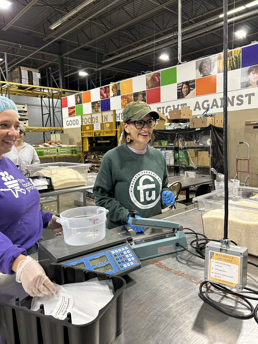 Lt. Governor Peggy Flanagan (@ltgovflanagan) on Twitter photo .<a href="/TheFoodGroupMN/">The Food Group</a> plays a vital role in Minnesota, connecting families in need with affordable, healthy food.
I was grateful to join their meal pack before the holidays - when coming together to support Minnesotans facing food insecurity feels more important than ever. .<a href="/TheFoodGroupMN/">The Food Group</a> plays a vital role in Minnesota, connecting families in need with affordable, healthy food.
I was grateful to join their meal pack before the holidays - when coming together to support Minnesotans facing food insecurity feels more important than ever.