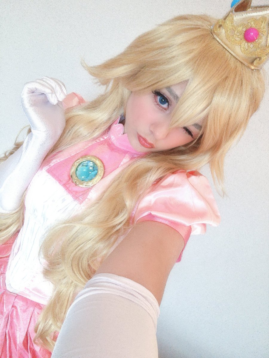 lois ☔️ tweet media