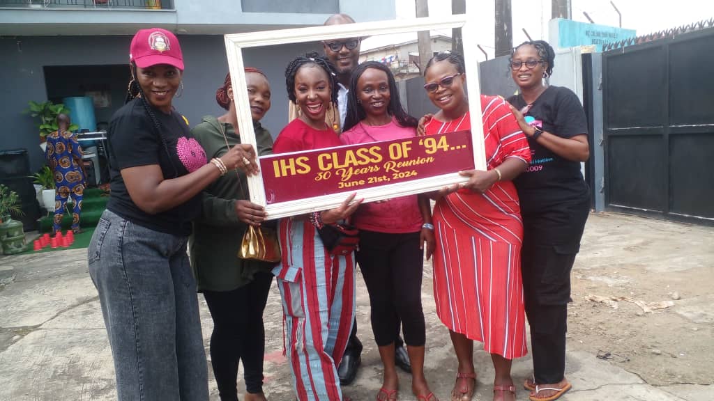 ChidiSys's tweet image. And all who pass through her