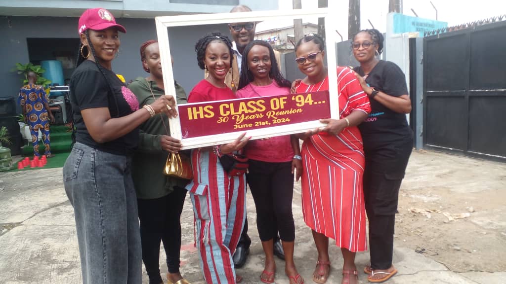 ChidiSys's tweet image. And all who pass through her