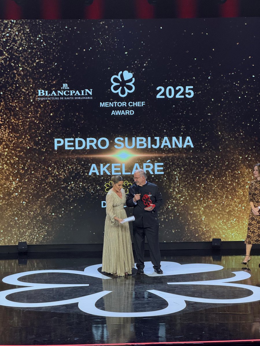 GuiaMichelin_ES's tweet photo. Mentor Chef Award: Pedro Subijana
El chef @PedroSubijana, al frente del donostiarra restaurante #Akelarre, recibe este premio como reconocimiento a su labor, esencial en la evolución y en la divulgación de la gastronomía española.
#MICHELINSTAR25 #GUIAMICHELINESP @Blancpain1735 https://t.co/P7VJN5j72f