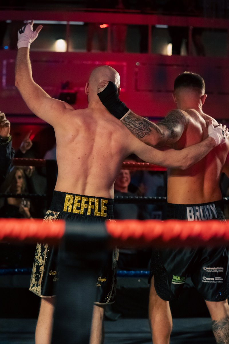 reffle_co's tweet photo. 📸🥊 Fight Night in Focus! 🥊📸

The gloves were on, the crowd was roaring, and the energy was electric. Here’s a look back at the moments that made fight night unforgettable—from intense action in the ring to the incredible support from my team, friends, and family.

💪 This wasn’t just a fight; it was a challenge, a journey, and a reminder that showing up is half the battle.

Whether it’s stepping into the ring or stepping into a new venture, it’s all about taking the leap and giving it everything you’ve got. 🔥

#FightNight #BoxingPhotos #AntonHilton #ChallengeYourself #KeepPunching