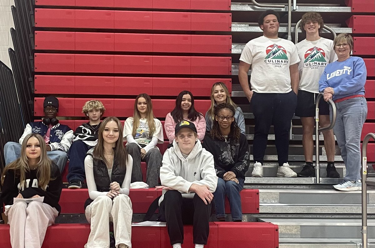 libertyfcclawsd's tweet image. What a wonderful Culinary Summit we attended today at South Technical High School. We learned how to decorate a cake and fabricate a hog! We visited Wally’s on our way home! #prostartproud #chefopportunties
#wsdleads