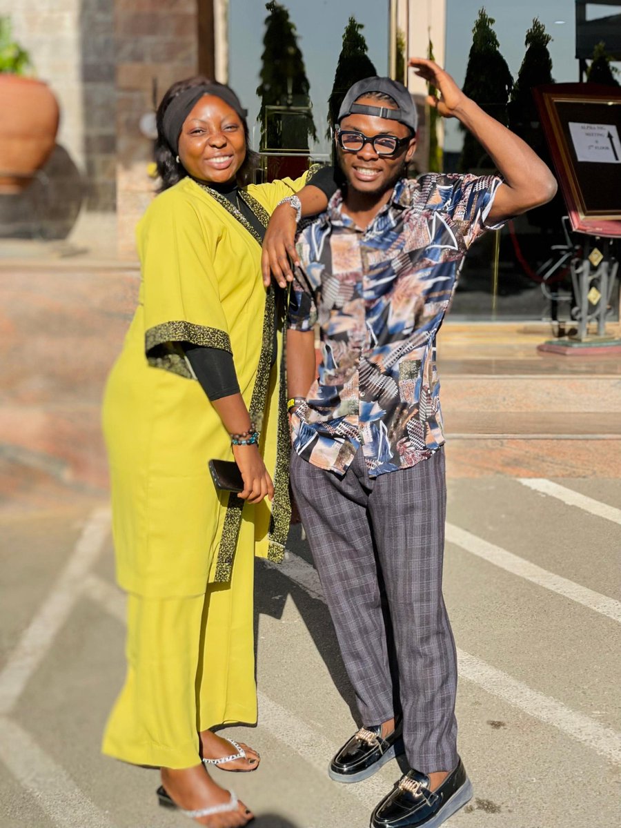 GraceAmodu3's tweet photo. "Exciting start to our co-creation journey! Yesterday, we met with youth-led orgs to discuss how to meet adolescents & young people on their preferred digital platforms! Stay tuned for updates! #PiHC #YouthEmpowerment #DigitalHealth" https://t.co/ztGkexCLT4