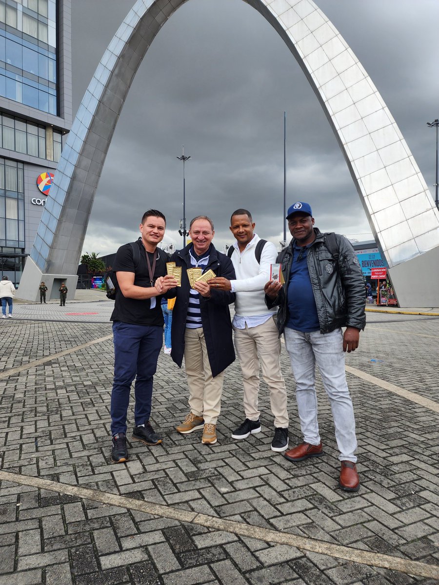 En 2016 Chocolate Colombia y Chocolate Tumaco, organizaciones campesinas se juntaron con Montain Foods y surgieron las tabletas de chocolate con cacao origen Paramillo y Tumaco. 
Hoy  una nueva alianza nace entre choTumaco y chocolombia  para producir Chocolate Ola - Tumaco 1906.