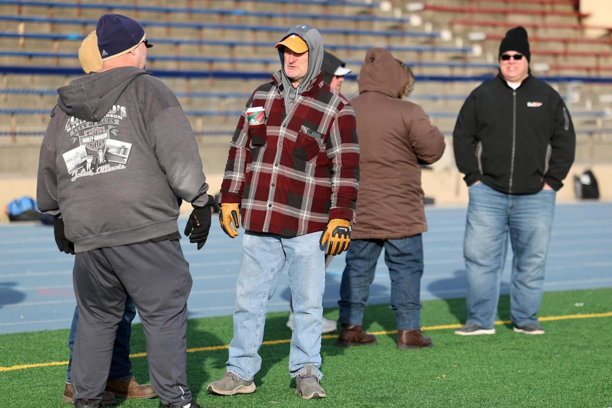 Join us this Friday, 11/29 for the last practice of the year. Our Alumni Practice will be held from 8-9:30 a.m. at Joliet Memorial Stadium. Arrive no later than 9:00 a.m. Coach Jaworski would like to recognize you at the end of practice…1/2