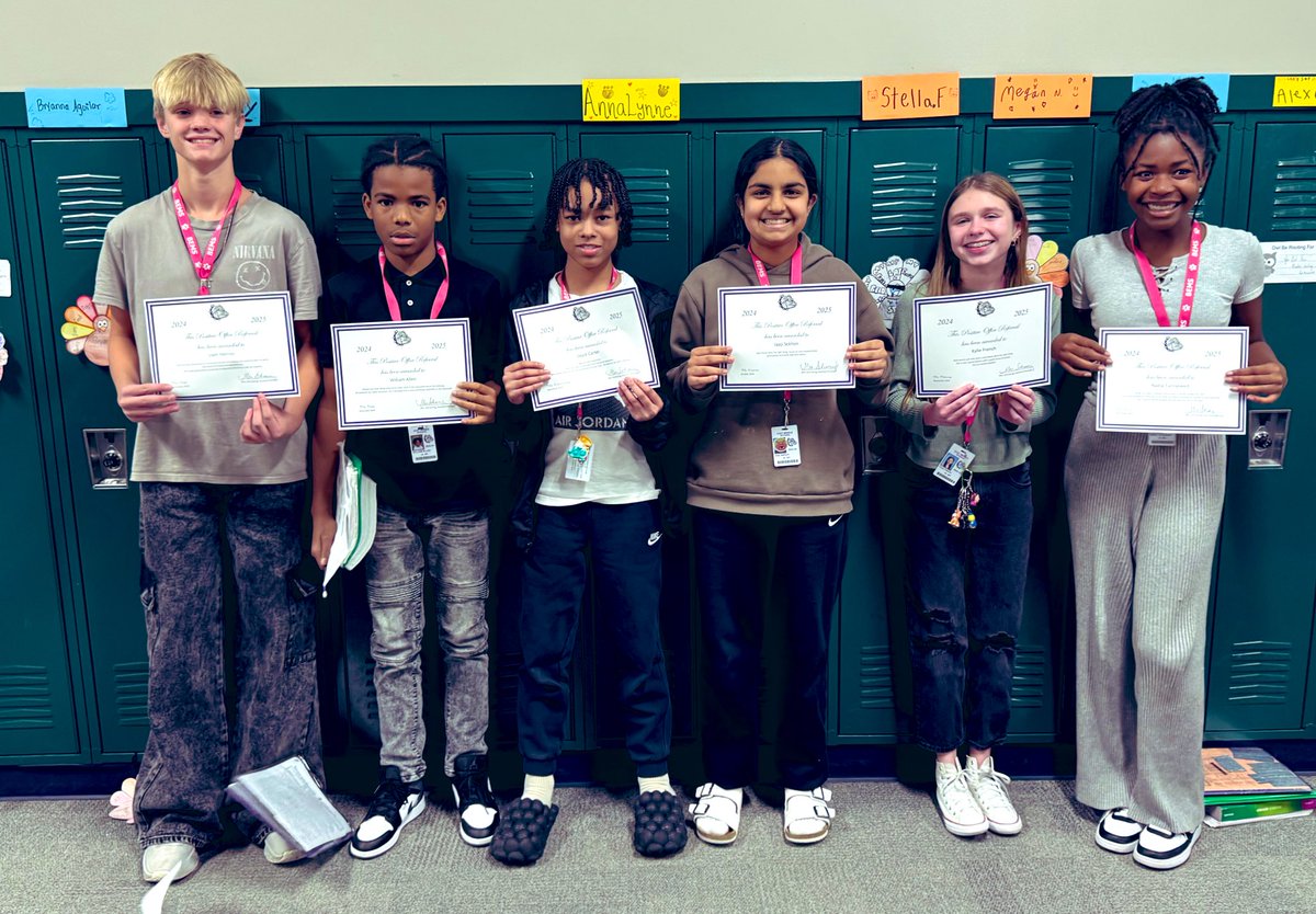 Mrs. Schroering is #thankful for these amazing #Classof2030 #GoodNewsCallOfTheDay award winning students!