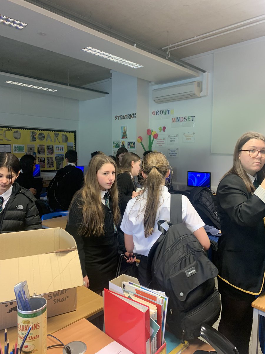 OLSPECOTEAM's tweet image. Our S1 pupil swap shop is in full swing! A great way to celebrate our S1 IDL #sustianablescotland @OLSPHigh @WDCEducation @EdScotLfS #doingourbit