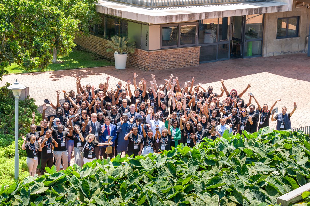 AfricaSLP's tweet photo. The ASLP turns 10...group photo:)
#ASLP10 https://t.co/3KaoNdeUKF