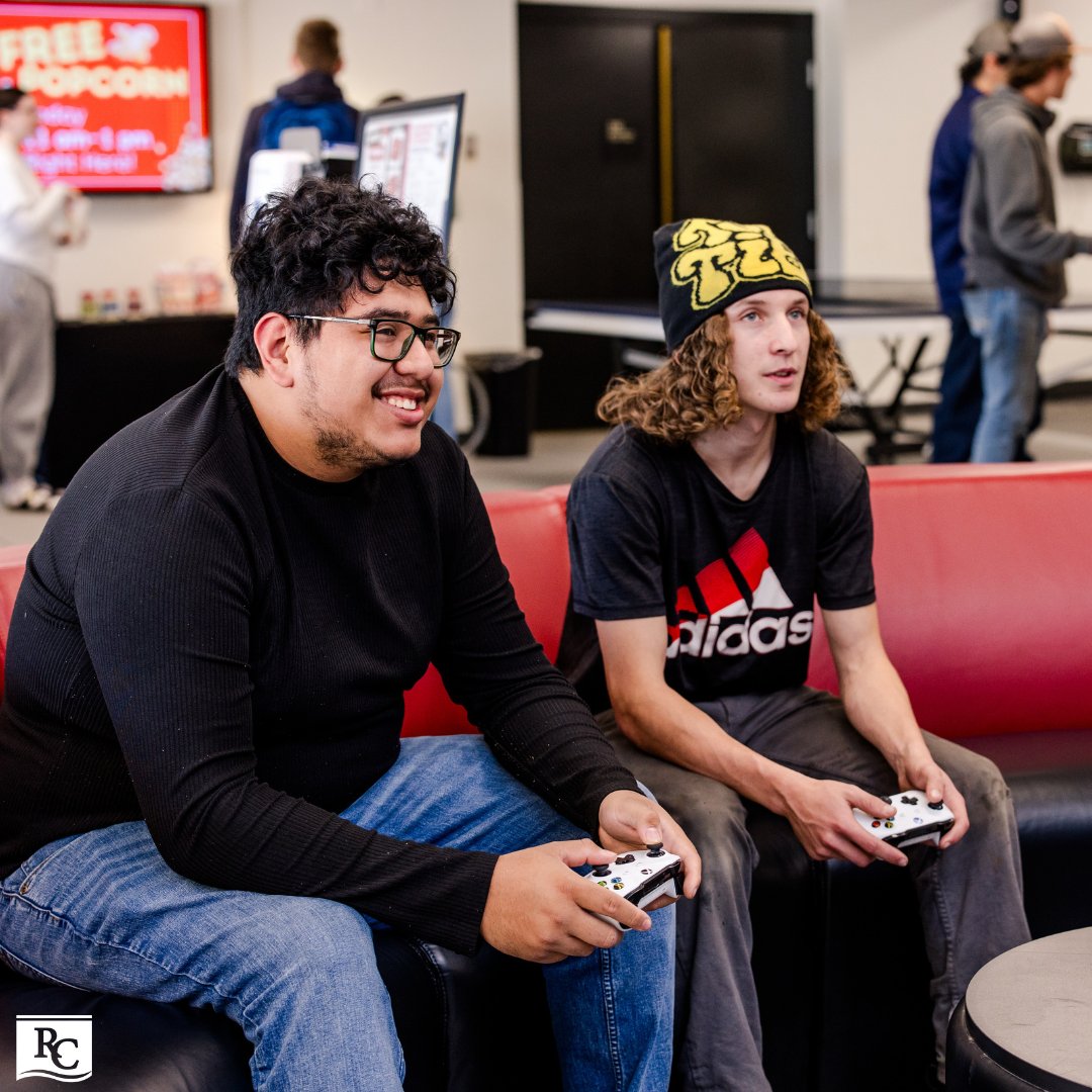 Did you know #RidgewaterWarriors can rent games at the Student Life desks? 🎮⁠ ⁠ Students can use the lounge area with a large-screen television, a pool table, a PlayStation, an Xbox, + more.

Check your #Ridgewater email for updates from #StudentLife about desk hours + events!