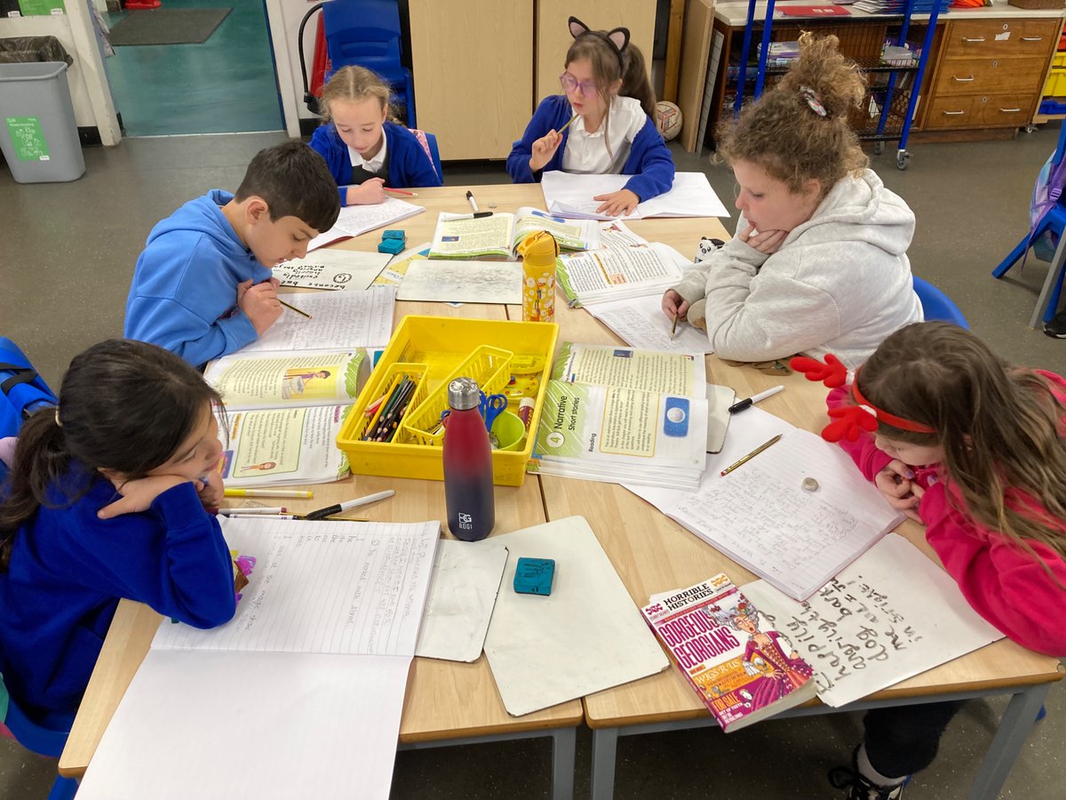 Colinton Primary (@colintonprimary) on Twitter photo 