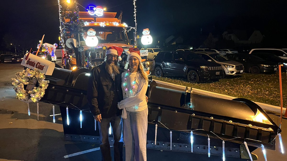 County of Essex (@essexcountyon) on Twitter photo Our roads staff are getting into the festive spirit! They decorated one of our plows for Christmas and have been volunteering to drive it in local parades. Did you see them in <a href="/TownofTecumseh/">Town of Tecumseh</a> and <a href="/Aburg_TownHall/">Town of Amherstburg</a> this past weekend?
Watch for the plow in upcoming local parades! Our roads staff are getting into the festive spirit! They decorated one of our plows for Christmas and have been volunteering to drive it in local parades. Did you see them in <a href="/TownofTecumseh/">Town of Tecumseh</a> and <a href="/Aburg_TownHall/">Town of Amherstburg</a> this past weekend?
Watch for the plow in upcoming local parades!