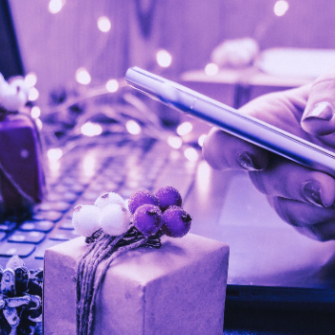 SocialThriveBos's tweet image. Check out our latest blog on running a successful Instagram contest! 🎁✨ Discover unique giveaway ideas and tips to engage your audience this season. Let’s make your holiday promotions unforgettable! 🌟 buff.ly/4i2HDql

#instagramcontest #holidaygiveaways