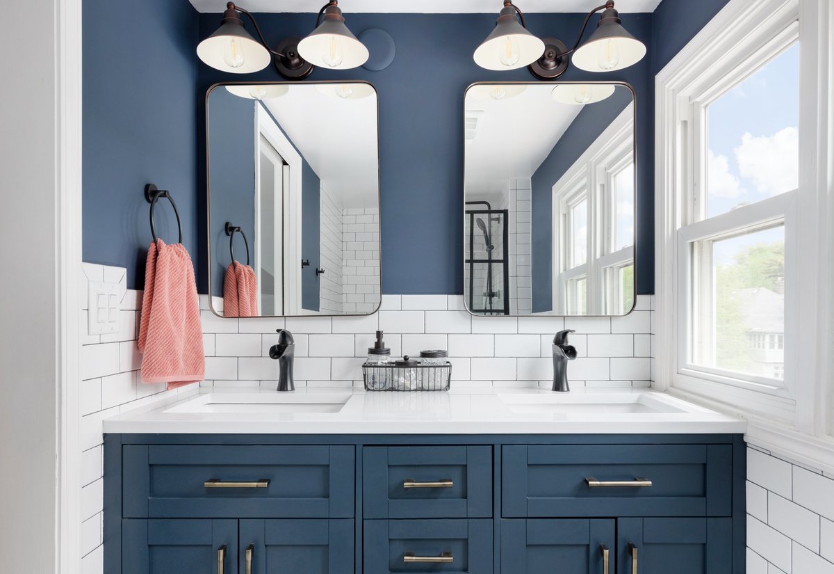 🏗️✨ Transform Your Space with Lossing Construction! 🌟 Proudly serving Olympia, WA, we specialize in drywall, painting, and remodeling services that turn your vision into reality.

🔗 Ready to start your next project? Visit us at bit.ly/3CLHuYk  to learn more