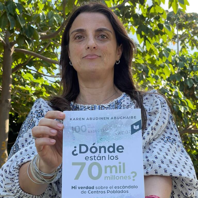 Pelicolombianas's tweet image. Con Duque      //      Con Petro    

#CiberPaz