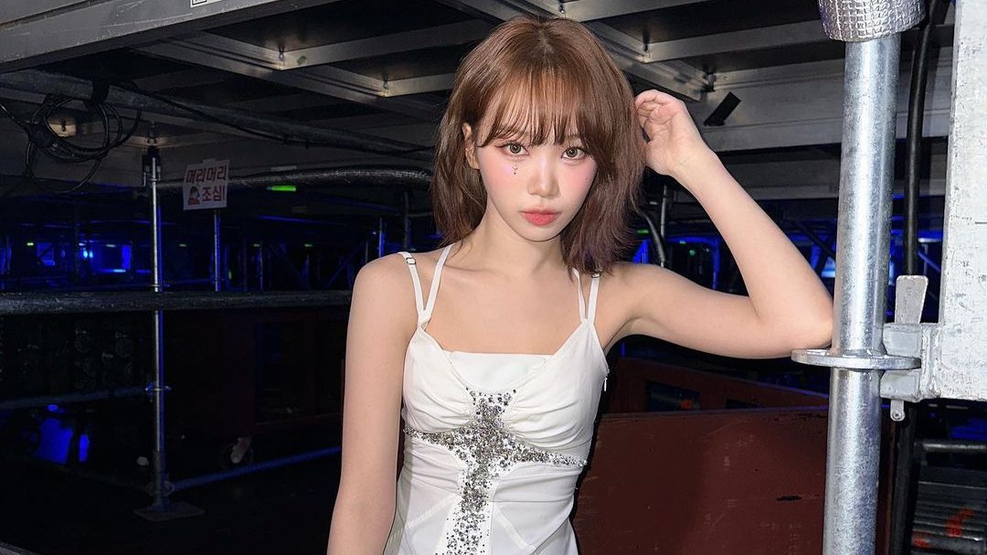 𝐒olo los que me conocen verdaderamente 𝐬aben que #𝕴絕不𝔡𝔦𝔢⁩ por más 𝐝esaparecida que me encuentre porque no me puedo 𝐩erder joyas de eventos como el #𝕊a𝚔u𝐫ᥲiུ𝖈ome𝚋αck⁩ al cual fui desde tempranito para apoyar a <a href="/D4NGRD4YS/">(⁠ ⁠◜⁠‿⁠◝⁠ ⁠) ⁠♡ s𝘢k𝓾r𝘢i</a>⁩.

𝐃ar𝐤 s𝐢dè b𝕪⭑ׁ ݂ 𝕾carle𝐭.