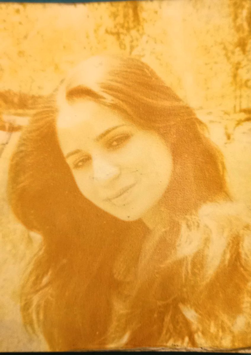 سبیلو tweet media