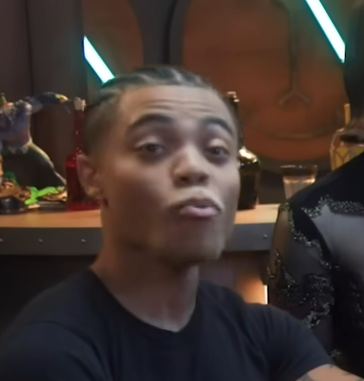 corvophobia's tweet image. everyones faces when they asked "is jinx actually dead?" that girl is ALIVE