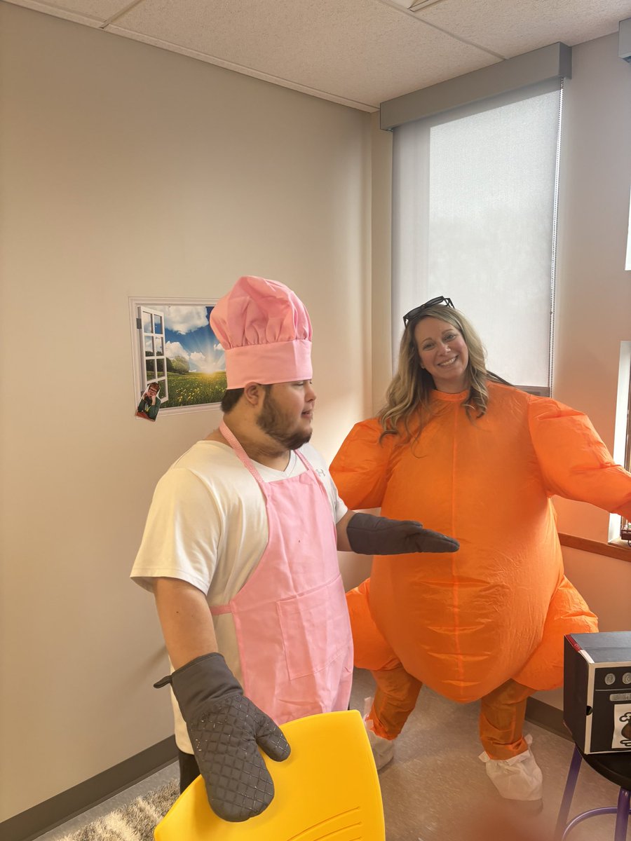 Big day today. State of the Turkey at Discovery. It just doesn’t get better than this. Congratulations to our students of the month and staff member, Ms. Angela Conser! We are most thankful for our students and staff. 🍗🦃 <a href="/MCIU/">MCIU</a> <a href="/LMTSD/">LMTSD</a> <a href="/mciu_oss/">MCIU Student Services</a>