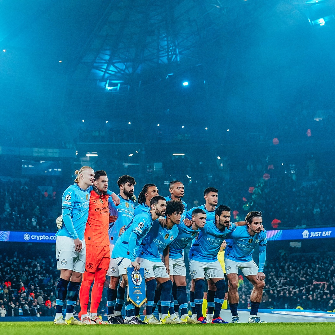 ManCity's tweet image. Team 📸🩵