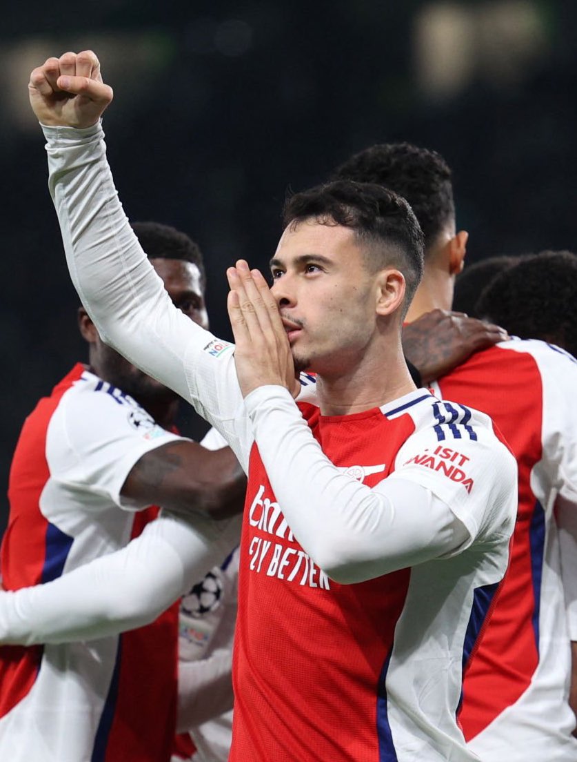 📸| <a href="/gabimartinelli/">Gabriel Martinelli</a> 🥶 #afc