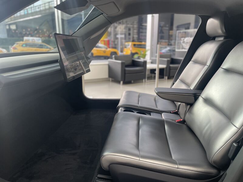 S.E. Robinson, Jr. tweet media