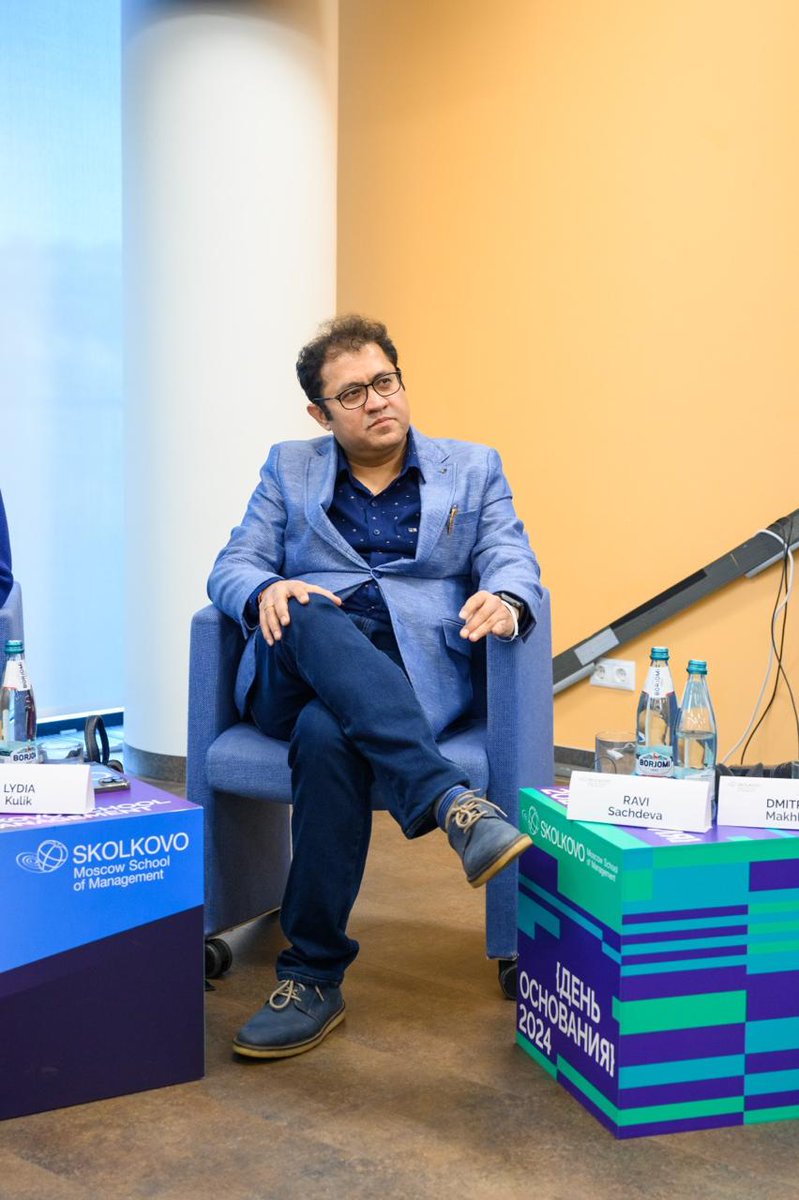 rav_sachdeva's tweet photo. Felt good to be back at school, @skolkovo 
Moscow School of Management SKOLKOVO, a few weeks ago...

This time as a Speaker on SKOLKOVO Foundation Day, inaugurating SKOLKOVO India Lab. Interesting TEA TALK, with Full House). 

https://t.co/dysQAMt4V1 https://t.co/Dp38cYDn9e