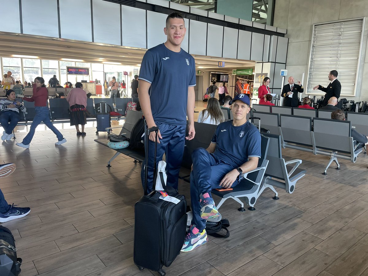 Juegos Bolivarianos del Bicentenario, Ayacucho, Perú 2024. 

La delegación de Baloncesto 3x3 está presente en los Juegos Bolivarianos en su edición del Bicentenario de Ayacucho, Perú 🇵🇪 este 27, 28 y 29 de noviembre 2024.

Desde ya les deseamos éxito. 🩵🤍🩵