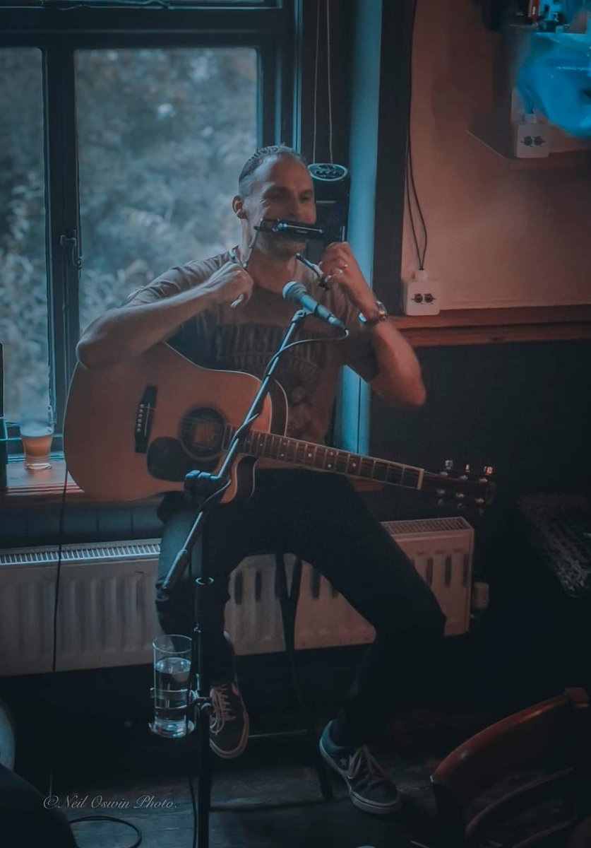 Playing my last gig of 2024 at <a href="/VictorianCBC/">V C B C</a> this Sunday from 5pm. Great venue.