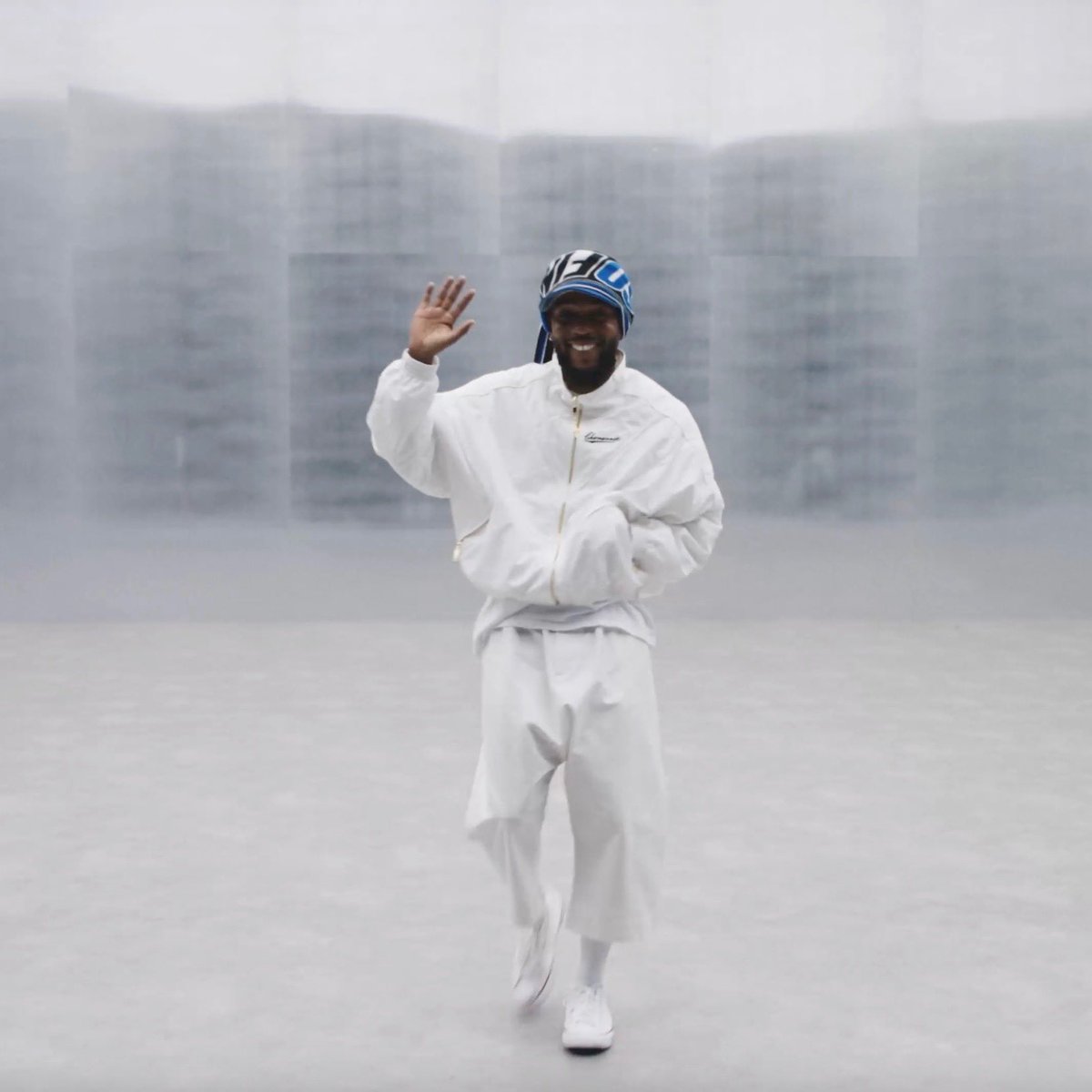 PopCrave's tweet image. “Not Like Us” by Kendrick Lamar has re-entered the Top 20 of US Apple Music.