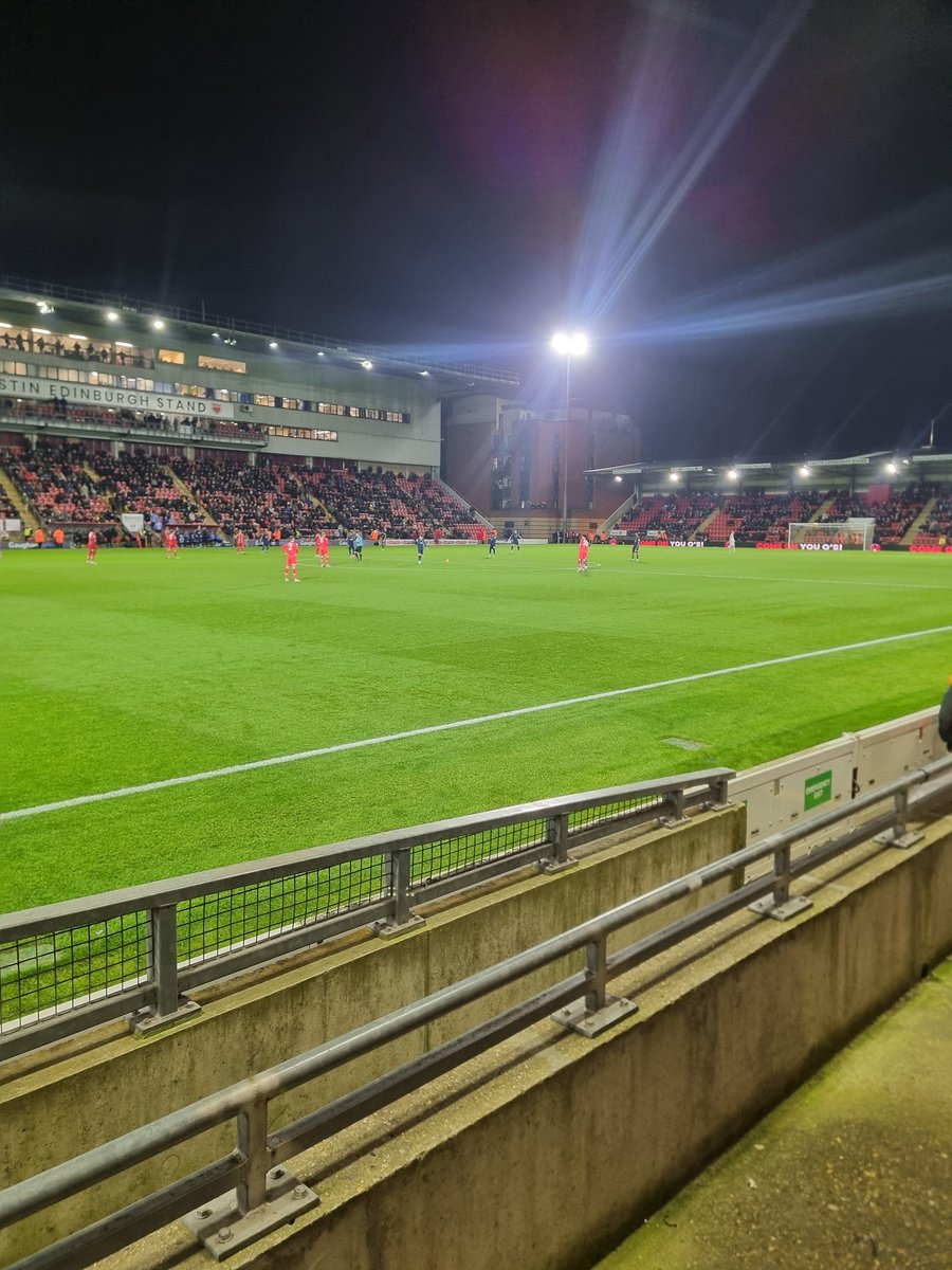 Not been a classic but I'll take the half time lead #UTT