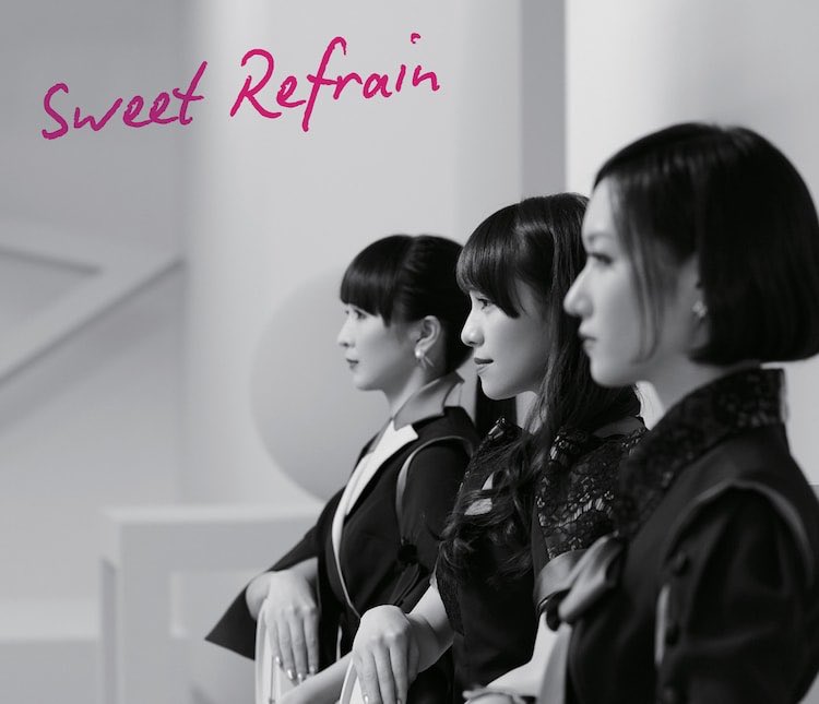 JinmResult's tweet photo. 【2013年11月27日(水)】
#Perfume 19作目シングル
Sweet Refrain 発売
#SweetRefrain https://t.co/cca8jHCe45