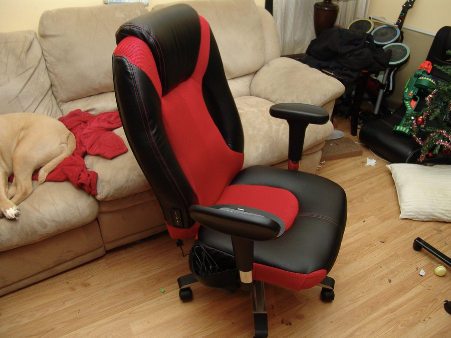 josiahhughes's tweet photo. i always chuckle when people call it a "gaming chair."

in this one chair:

• i experience connection with others
• i search job listings and submit resumes
• my mother sits to help me with my taxes
• i express my sensuality

sure it's a gaming chair. but it's also a life. https://t.co/L49sB41Tbe