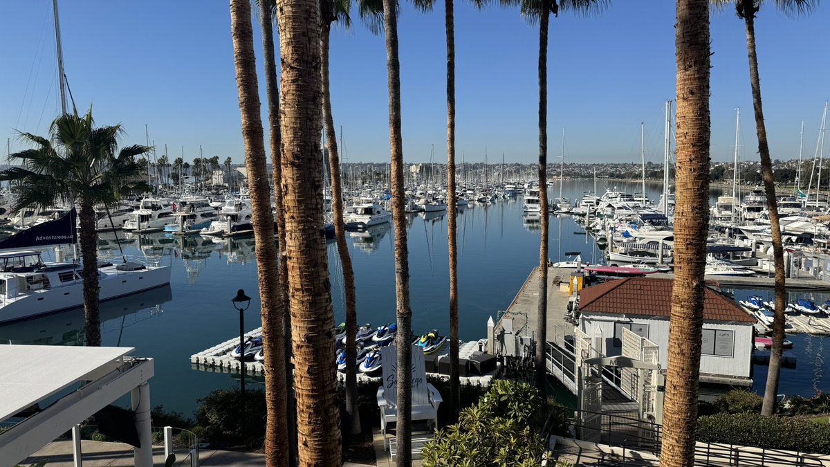 Attending #SVIN is always a great idea! It’s a fantastic opportunity to present my work, connect with like-minded individuals, and reunite with mentors and old friends. The energy in San Diego was incredible—already looking forward to the next one! #Neurology #Stroke #MedTwitter