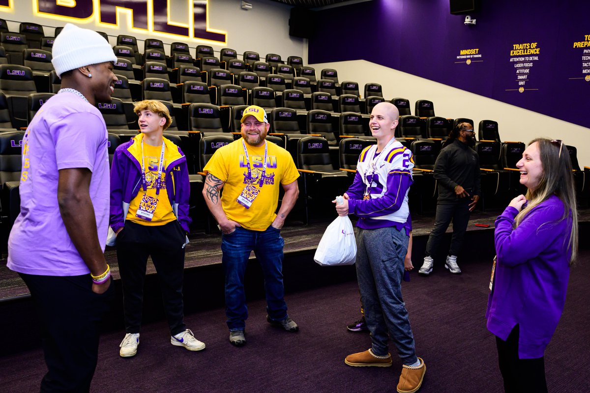 LSUfootball's tweet photo. Jayden Kimble's wish was to become a Tiger. Through Make-A-Wish, he got the VIP treatment and a special No. 2 jersey from his favorite player, Kyren Lacy. https://t.co/4OW6YRtdQN