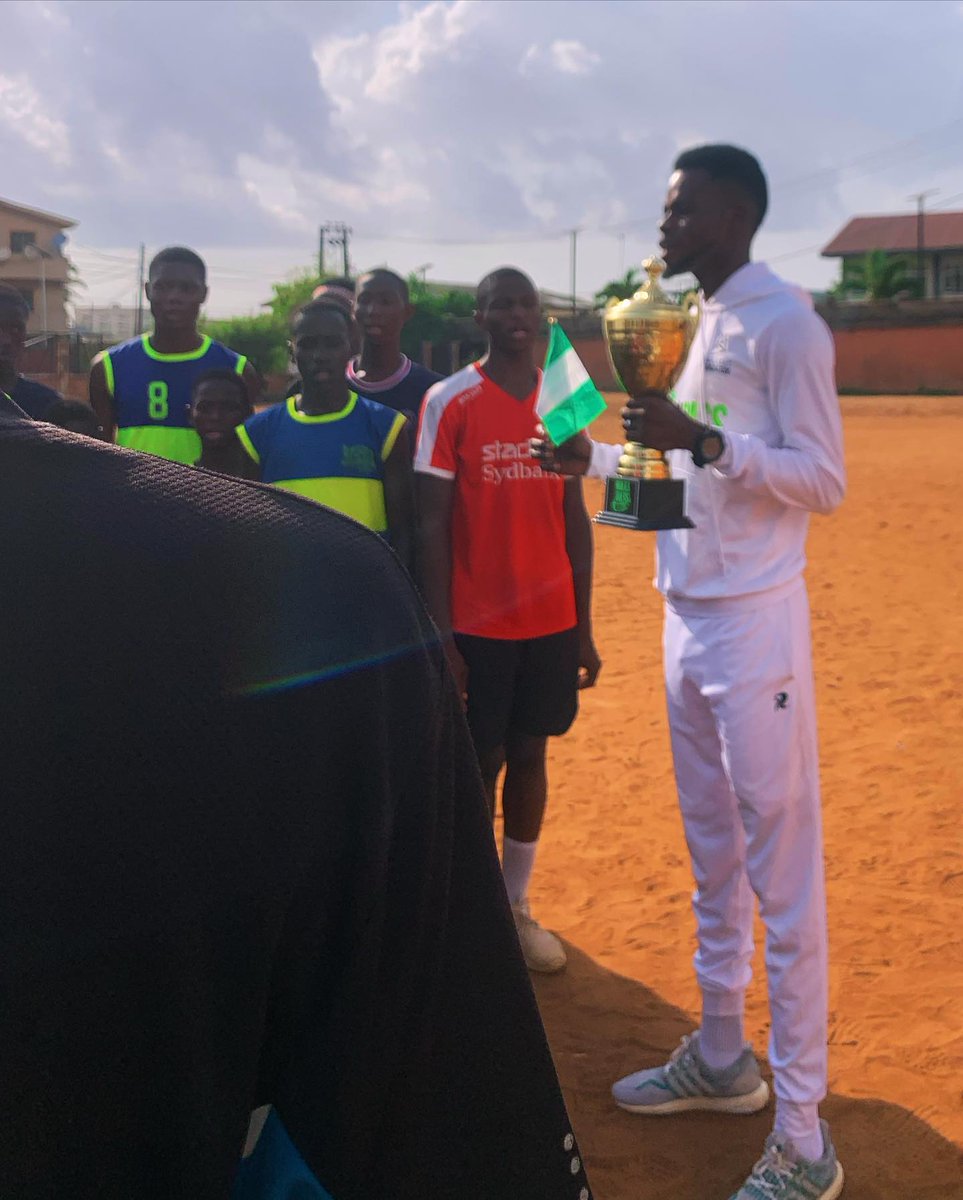 ProjectWakapass's tweet photo. Visit 3️⃣0️⃣ to INVISIBLE UNITED FA, EJIGBO done!
We played
We prayed
And we read because we are to lead!
#WakapassTour #ProjectWakapass #WakapassChampionsCup #Football
#FootballAndEducation #SDGoals #charity #grassroots #Vision2032 #fifa #fifafoundation #AngelSaltFoundation https://t.co/zKUaNzrUmK
