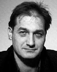 chacha28011's tweet photo. Vous en avez entendu parler ?

Jean-Philippe Desbordes, journaliste à @libe, @EnvoyeSpecial.. a été condamné à 20 ans de prison pour viols, actes de torture + barbarie sur les 3 filles de son ex-compagne, condamnée elle à 5 ans de prison pour complicité de viols.

Bizarre, hein ? https://t.co/MRrz9a21qv