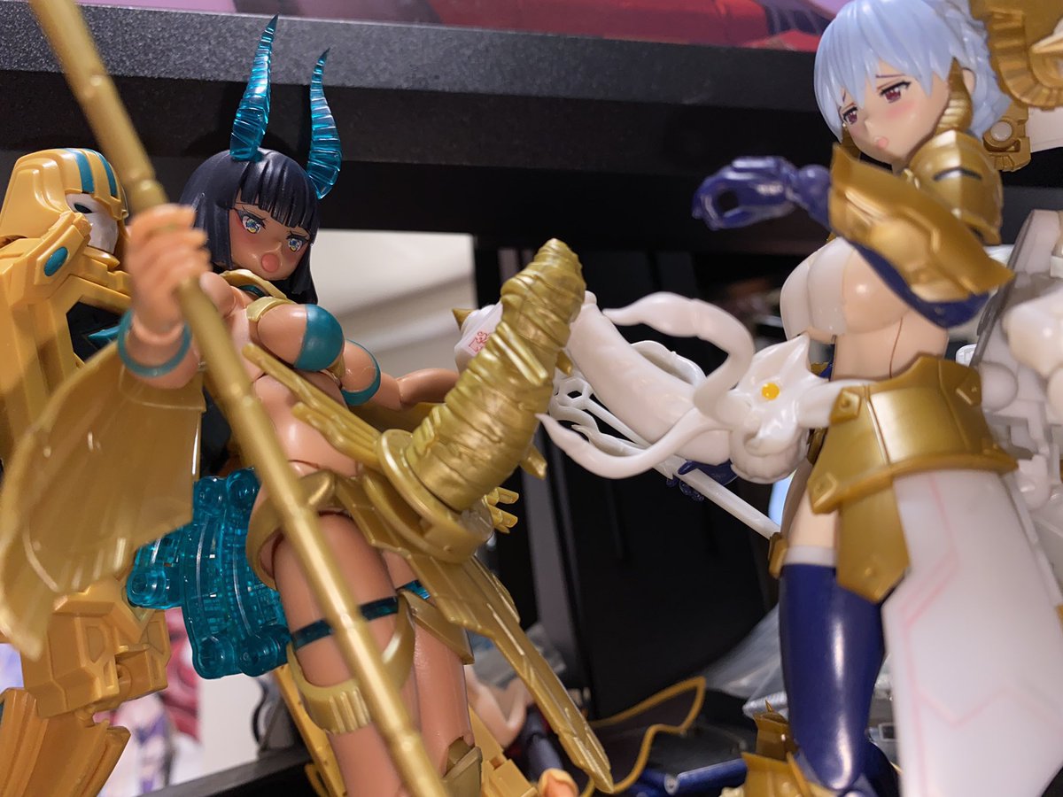 #いいふたなりの日
【R18ふたなり注意】
去年も同じネタ擦ったけど再掲。
ダークアドヴェントはいい「生えてる」美プラ。 