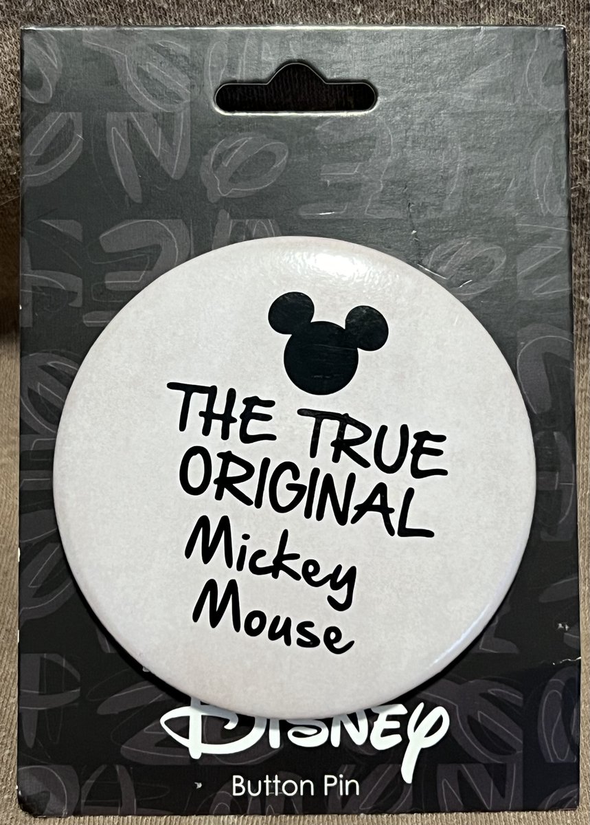 TeriE's tweet photo. COOL Disney Button #MickeyMouse The True Original #Collectible Button NEW NOC #MadeInUSA
#thetrueoriginal #disneypins #disneybuttons #disneycollectibles #pinbackbuttons #disneygifts #stockingstuffers #holidaygifts #disneyana #Mickey #giftideas
https://t.co/HK1MfNAYWw https://t.co/7CDXtFjQgY
