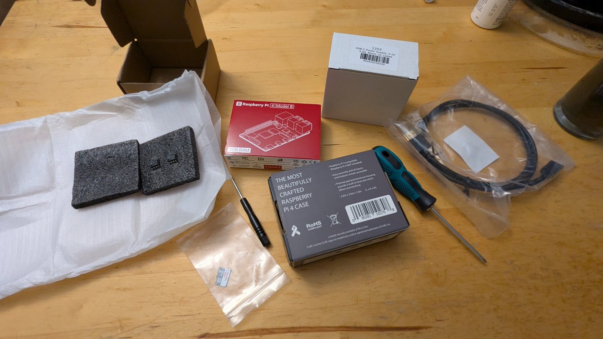 TimDressel's tweet photo. Hifi project, tidal and roon high res endpoint! Step 1, open it all. https://t.co/F0iBnZbbPX