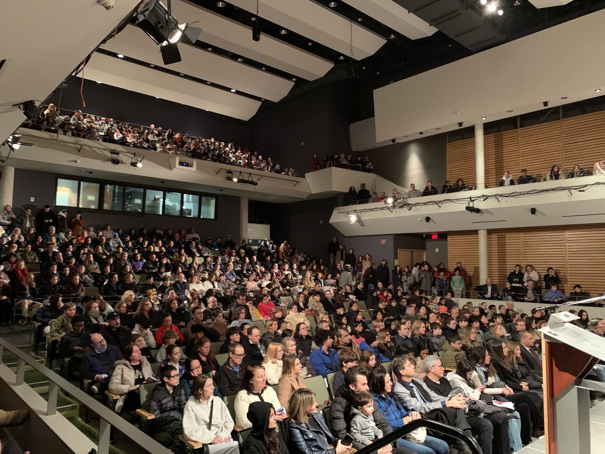 Gr. 8 Open House @NT had an enormous turnout! Thank you to all our Staff and Ss for the welcoming presentations to our future Ss and Families. <a href="/NTCI_Parents/">NTCI Parent Community</a> <a href="/FOS6Alvarez/">Cassandra Alviani-Alvarez</a> <a href="/shelleylaskin/">Shelley Laskin 🇨🇦</a>