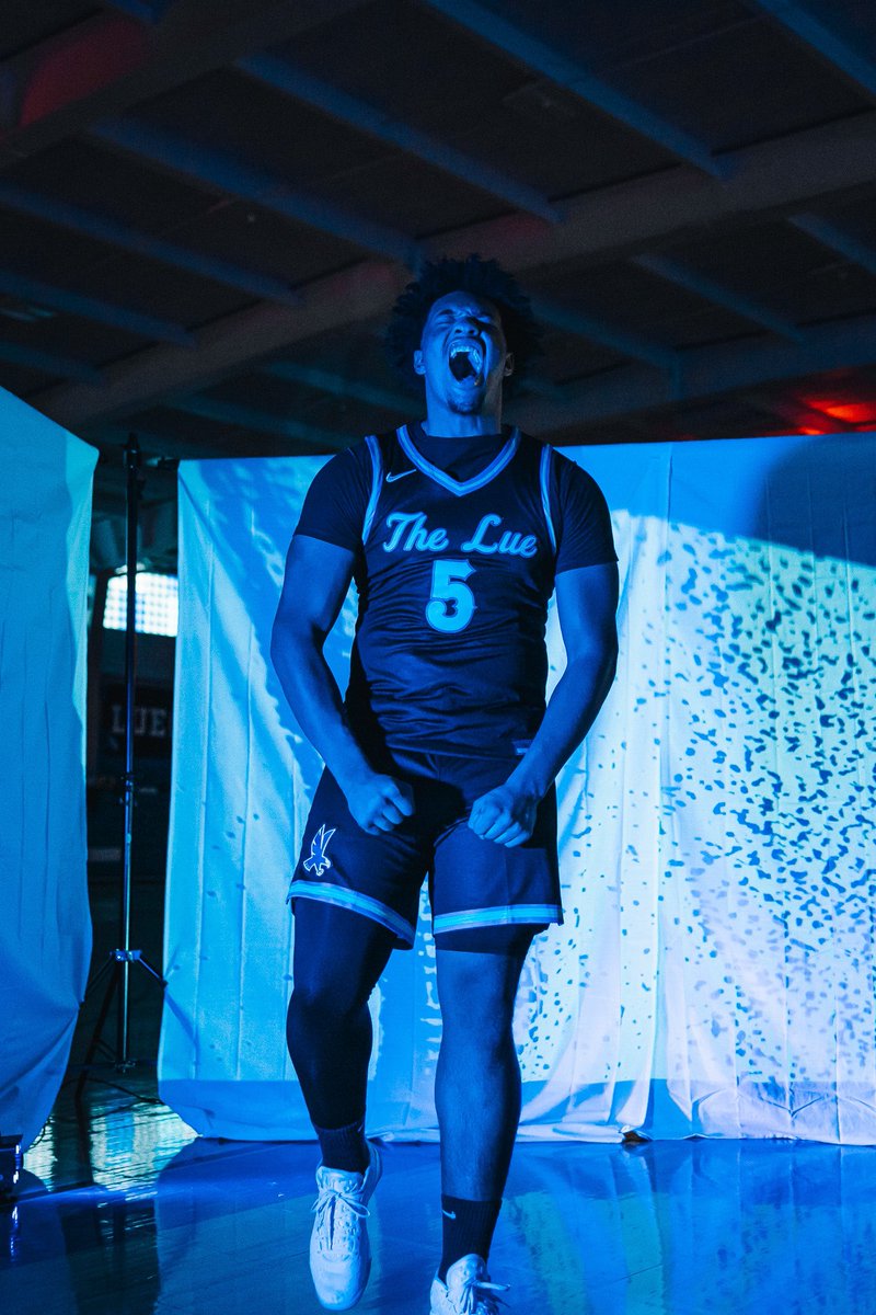 JeromeDavisGayle (Ocho) (@jeromedg_ocho) on Twitter photo Ready for the season to start!! 4 more days👀!! #lueup #lueornothing #thelue <a href="/LEFalconsHoops/">Lutheran East Falcons BBB</a> <a href="/sammybball87/">Coach Sam</a> <a href="/coachjonesLE/">Anthony Jones</a> Ready for the season to start!! 4 more days👀!! #lueup #lueornothing #thelue <a href="/LEFalconsHoops/">Lutheran East Falcons BBB</a> <a href="/sammybball87/">Coach Sam</a> <a href="/coachjonesLE/">Anthony Jones</a>