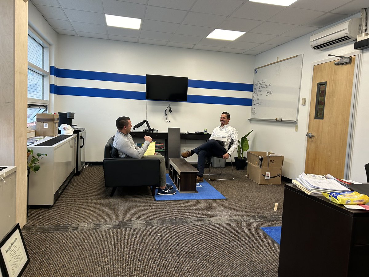 Nick Schratwieser, CAA (@schrat_teach) on Twitter photo First meeting in the new (unfinished) office. Had to be with <a href="/CoachClogs21/">Kevin Cloghessy</a>!
Already planning for 2025! First meeting in the new (unfinished) office. Had to be with <a href="/CoachClogs21/">Kevin Cloghessy</a>!
Already planning for 2025!