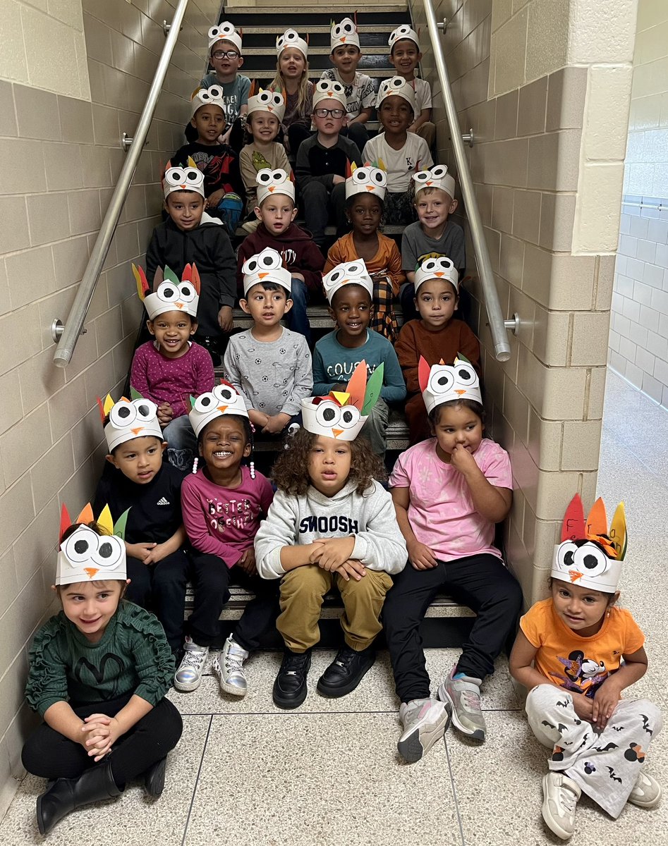 Mrs.Sloan tweet media