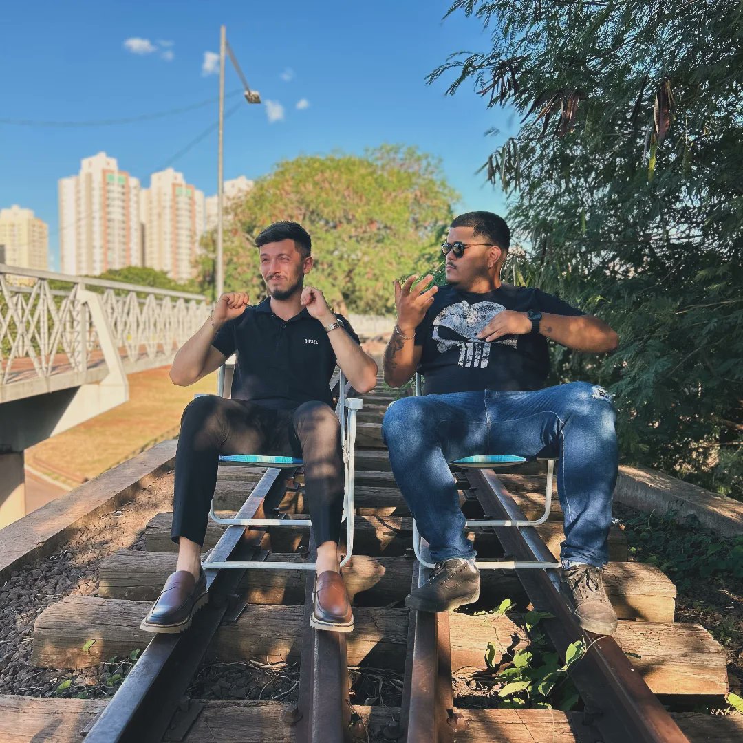 GVMakesMusic_'s tweet photo. 🎥 BTS "Sunshine (Avantis Remix) (Music Video)"
.
.
📸 @eufabian_
.
.
#music #musicvideo #edm https://t.co/rJy8FnjwPa