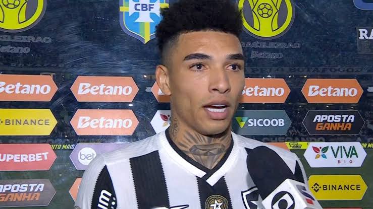 "Em nenhum momento eu quis desmerecer a pipoca do torcedor do Palmeiras"

- Igor Jesus ao vivo na Globo.