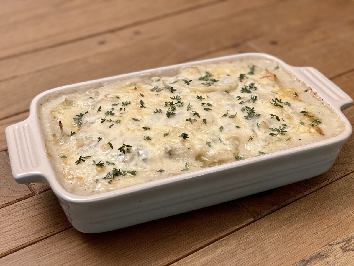 Gruyere Scalloped Potatoes Recipe
bit.ly/GruyereScallop… #explorecookcreate