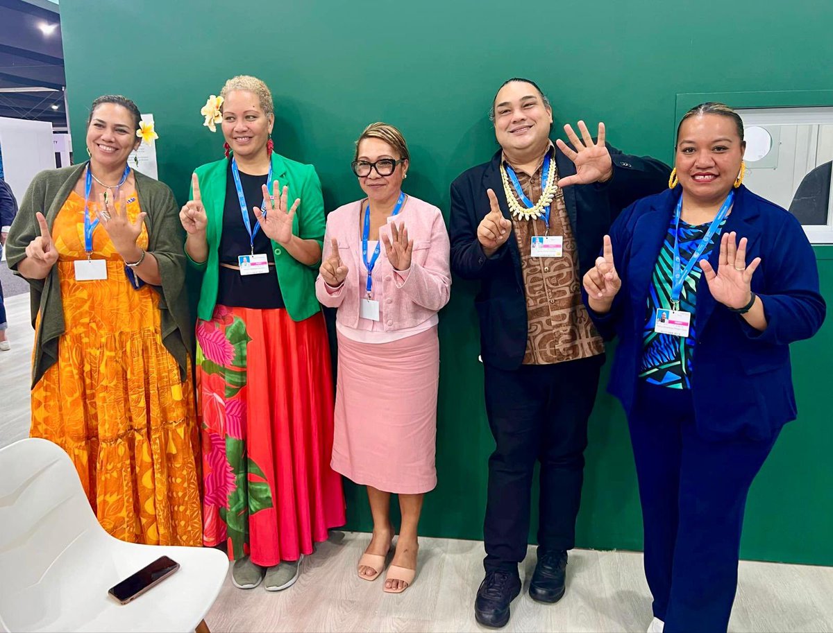 PIDP_EWC's tweet photo. #PSIDS urged bold climate action at #COP29.
Outcomes include: $300B/yr by 2035, Loss & Damage Fund progress, gender policies extended, carbon market rules set.
In addition to supporting negotiations, PIDP forged key partnerships to achieve our mission.
https://t.co/UTRmjcv2jC https://t.co/1ueAeZZ5HX
